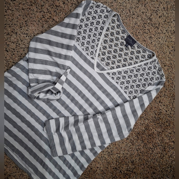 Market & Spruce top medium - Picture 1 of 9